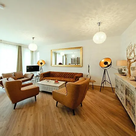 Fuer 7 Personen In Στράουσμπεργκ