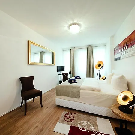 Fuer 7 Personen In *